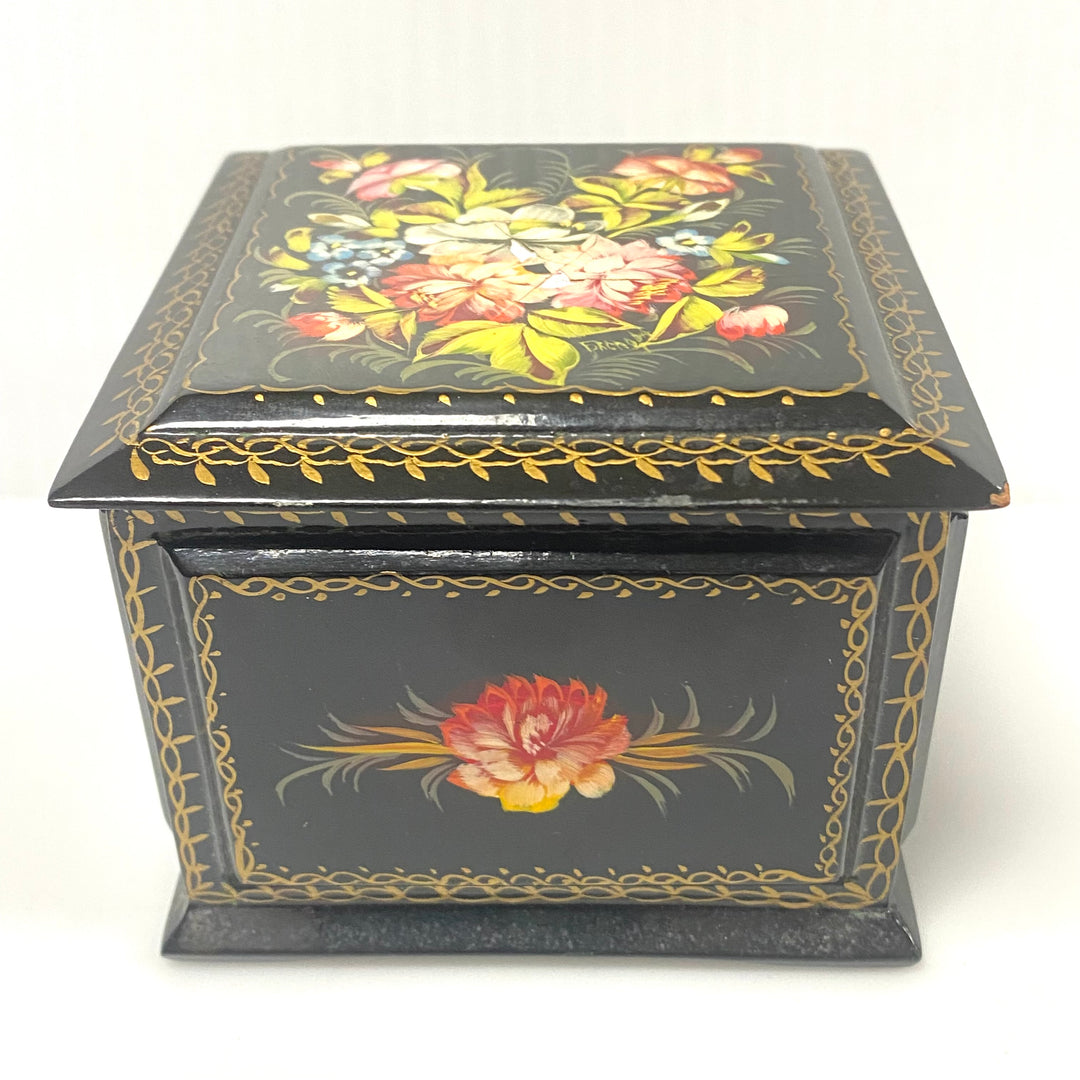 v490 Vintage Hand-painted Russian Lacquer Box Collectible Item Wood Black Floral