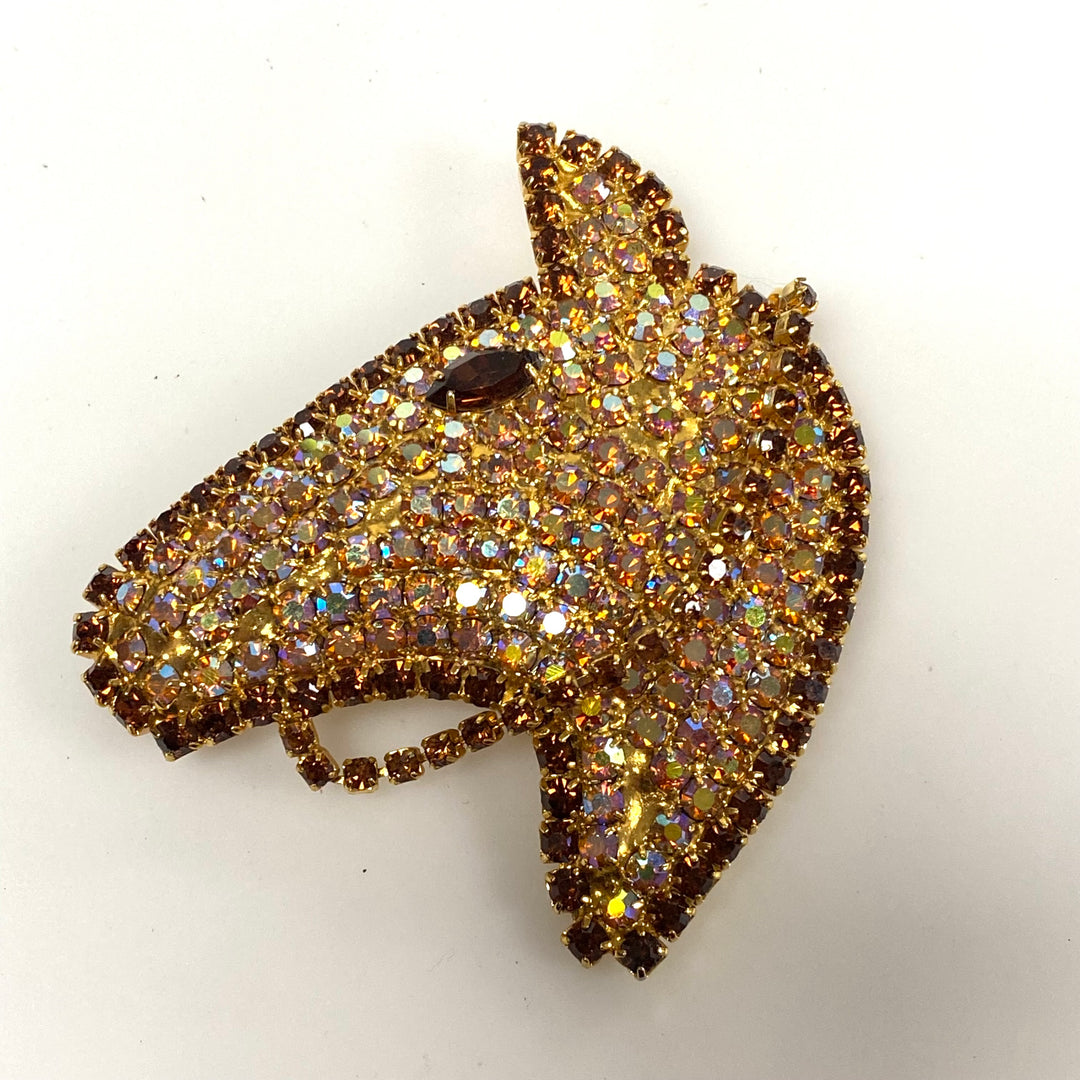 v496 Vintage gold-tone horse head brooch pin embellished with rhinestones