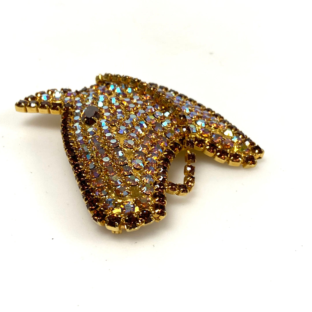 v496 Vintage gold-tone horse head brooch pin embellished with rhinestones