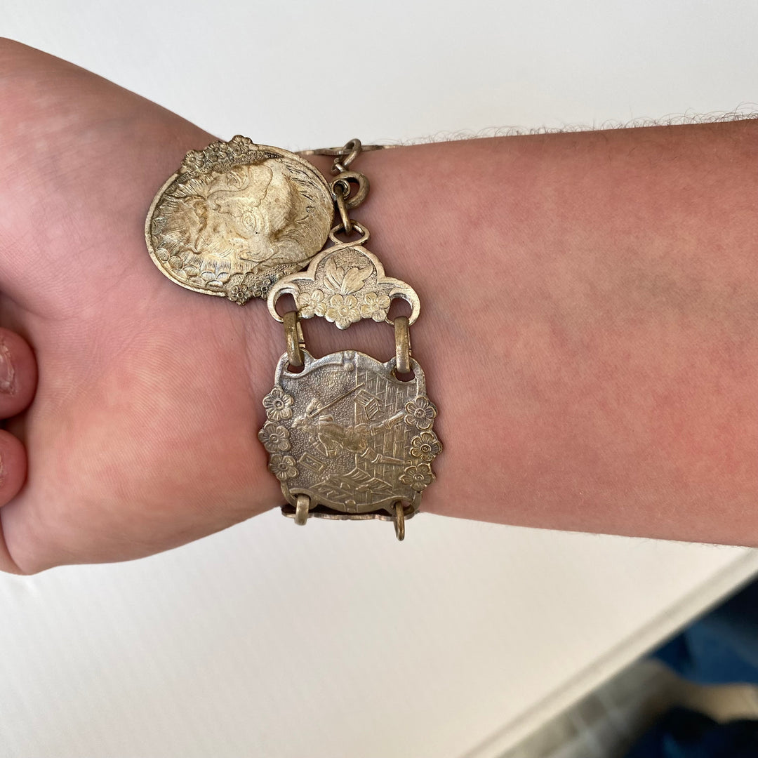 v516 Vintage Silver Plated Don Quixote Spain Story Souvenir Panel Bracelet 1940s