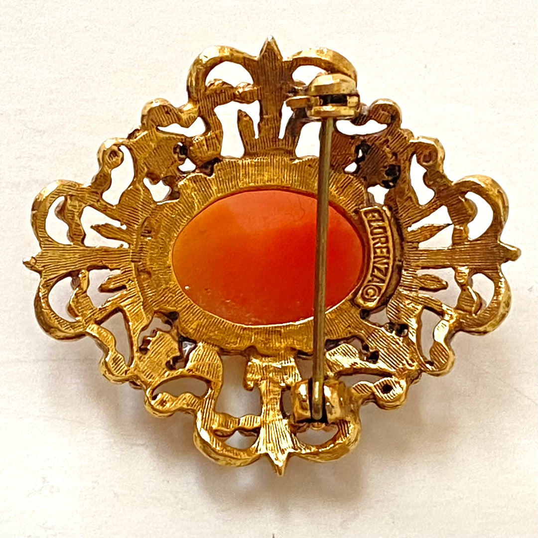 v518 Vintage Florenza Gold-tone Victorian-style Cameo Brooch With Faux Pearls
