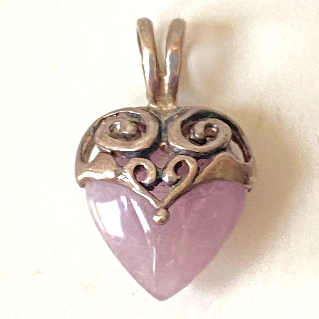 v520 Vintage Filigree Sterling Silver Rose Quartz Gemstone Heart Pendant Charm