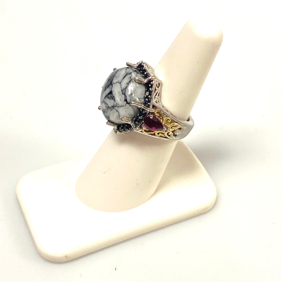 v542 Vintage Sterling Silver Buffalo Turquoise Black and Garnet Stones Ring Sz 6
