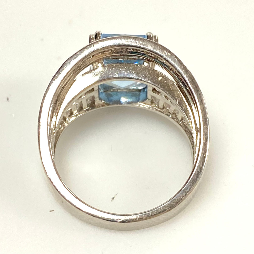 v555 Vintage Sterling Silver Blue and White Rhinestones Starry Cut Ring Sz 7.75