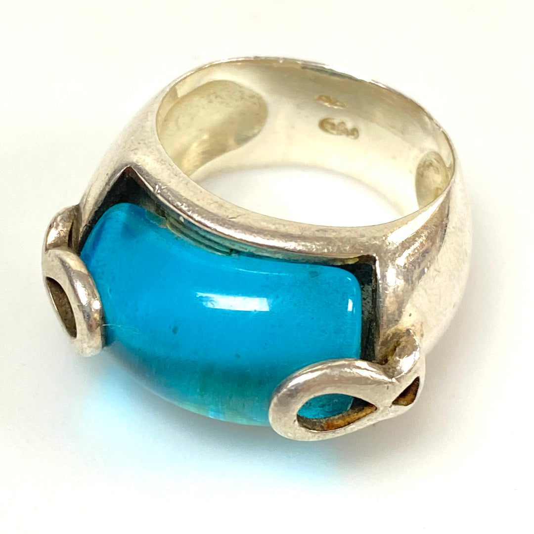 v559 Vintage Sterling Silver Blue Oval Rhinestone Wide Band Design Ring Sz 6.75