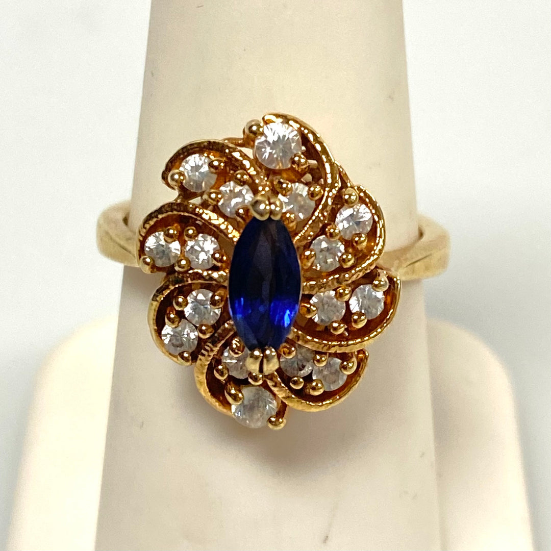 v560 Vintage Sterling Silver Marquise-cut Blue Sapphire Cocktail Ring Size 7.75
