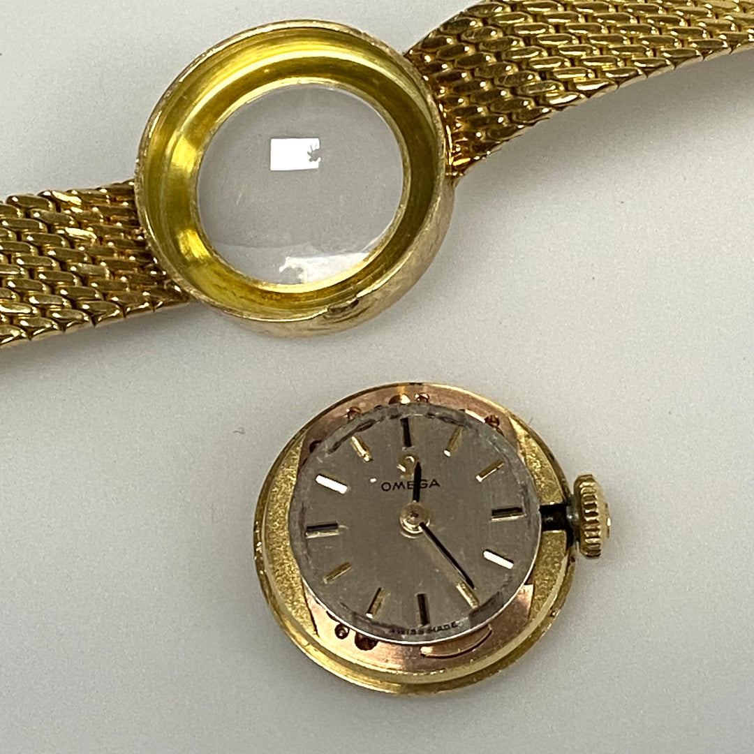 v563 Vintage Omega Ladies' 18K Yellow Gold Mechanical Cocktail Watch Diamond Cut Crystal