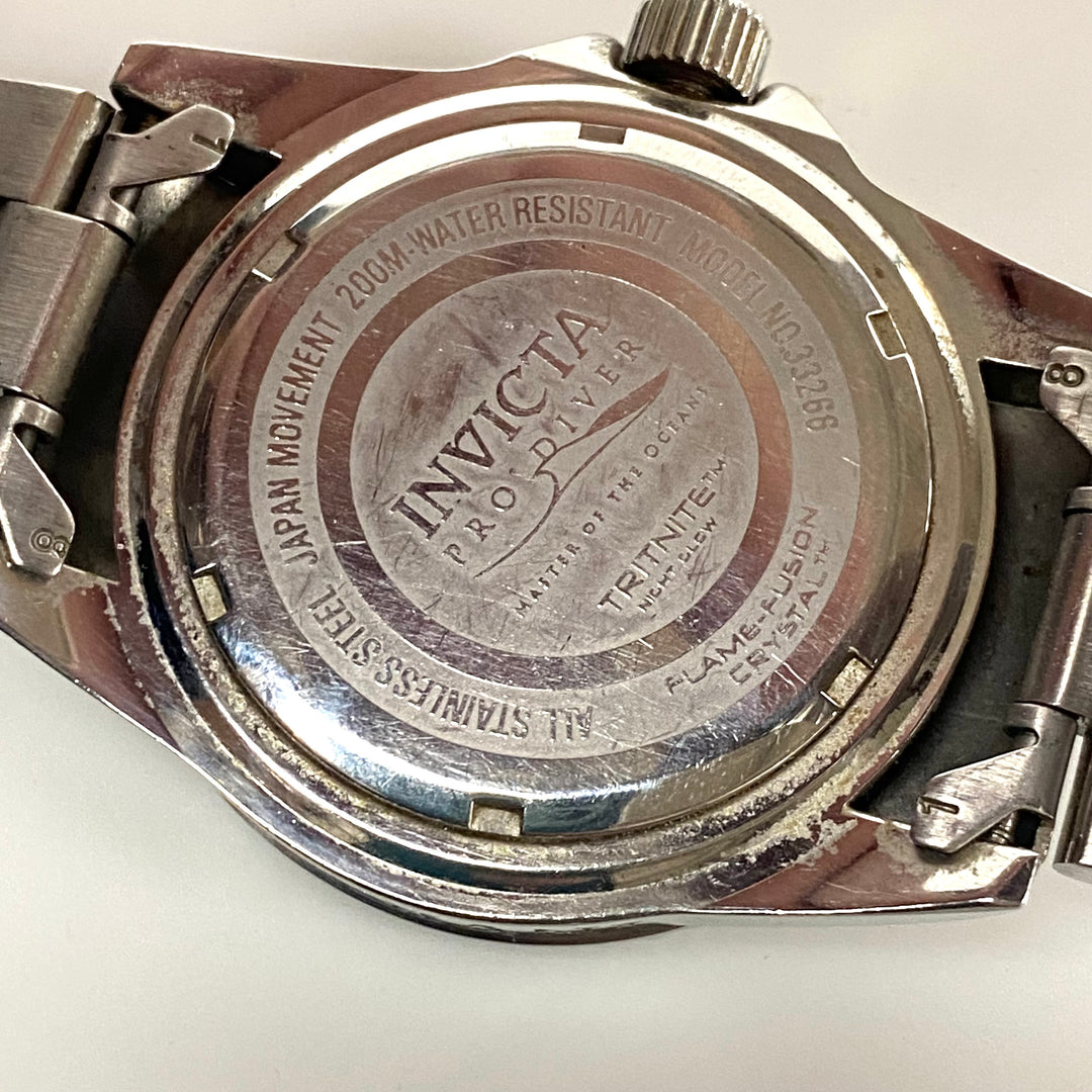 v565 Invicta Pro Diver 200m All Stainless Steel Men's Wrist Watch Model 33266