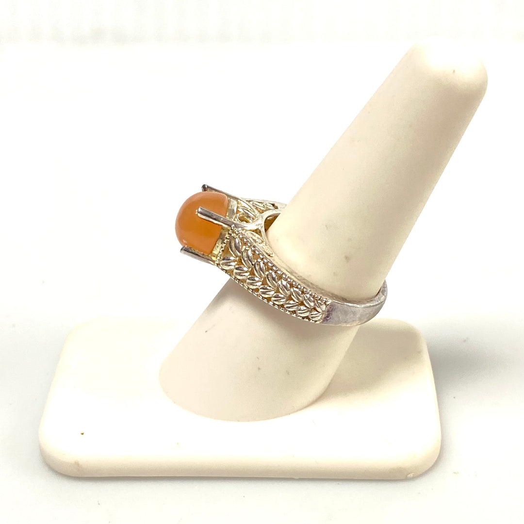 v573 Vintage Peach Moonstone Ring in Sterling Silver Filigree Setting Size 8