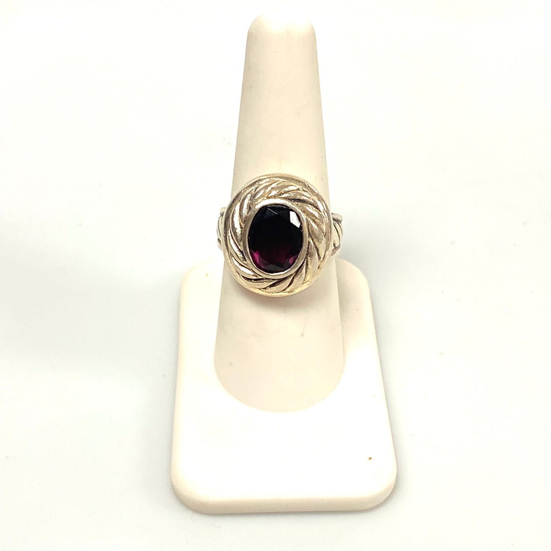 v575 Vintage Dark Red Garnet Ring in 1970's Sterling Silver Setting Size 7.75