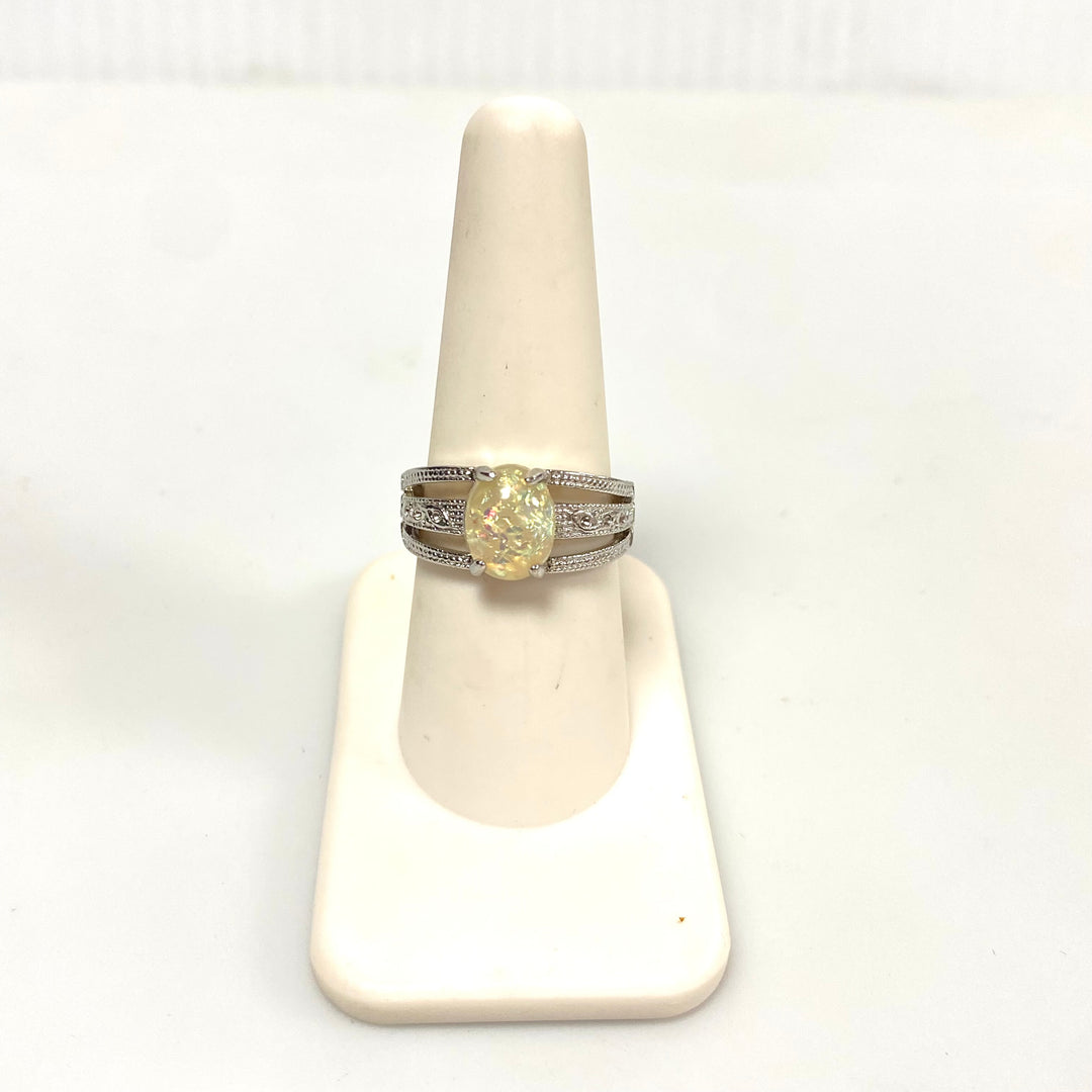 v586 Vintage Oval Yellow Stone Ring in Sterling Silver 4-Prongs Setting Sz 8.25