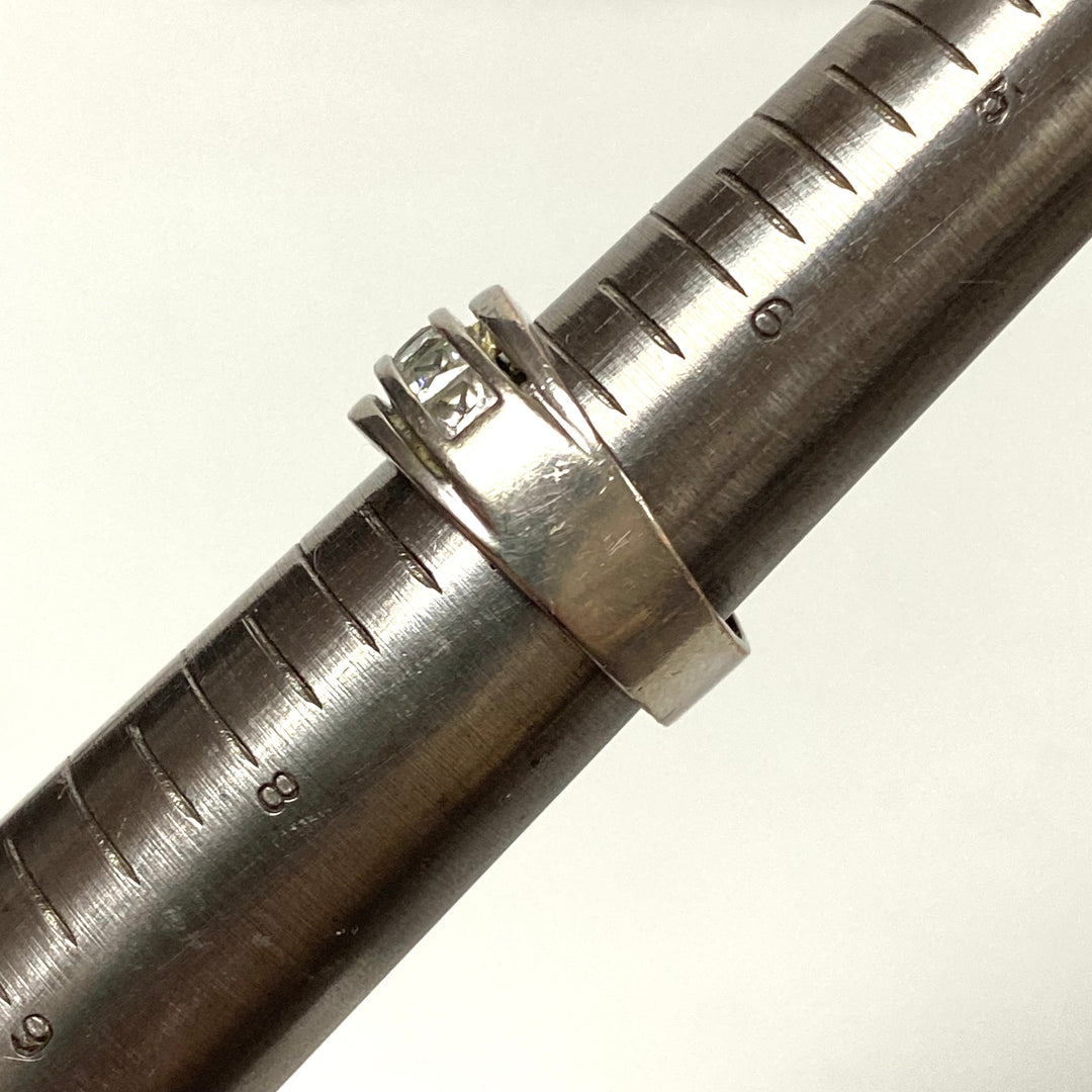 v589 Vintage Sterling Silver Channel-set White Stone 9mm Wide Band Ring Size 7