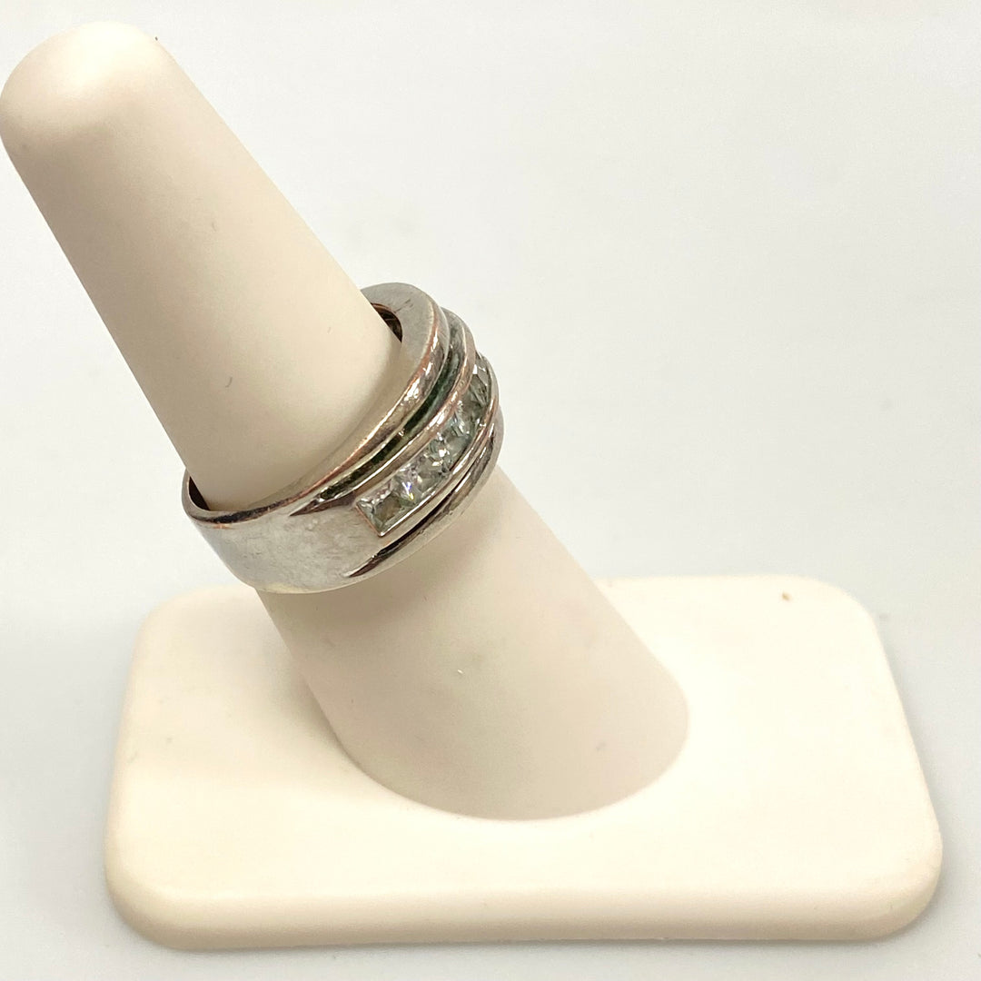 v589 Vintage Sterling Silver Channel-set White Stone 9mm Wide Band Ring Size 7