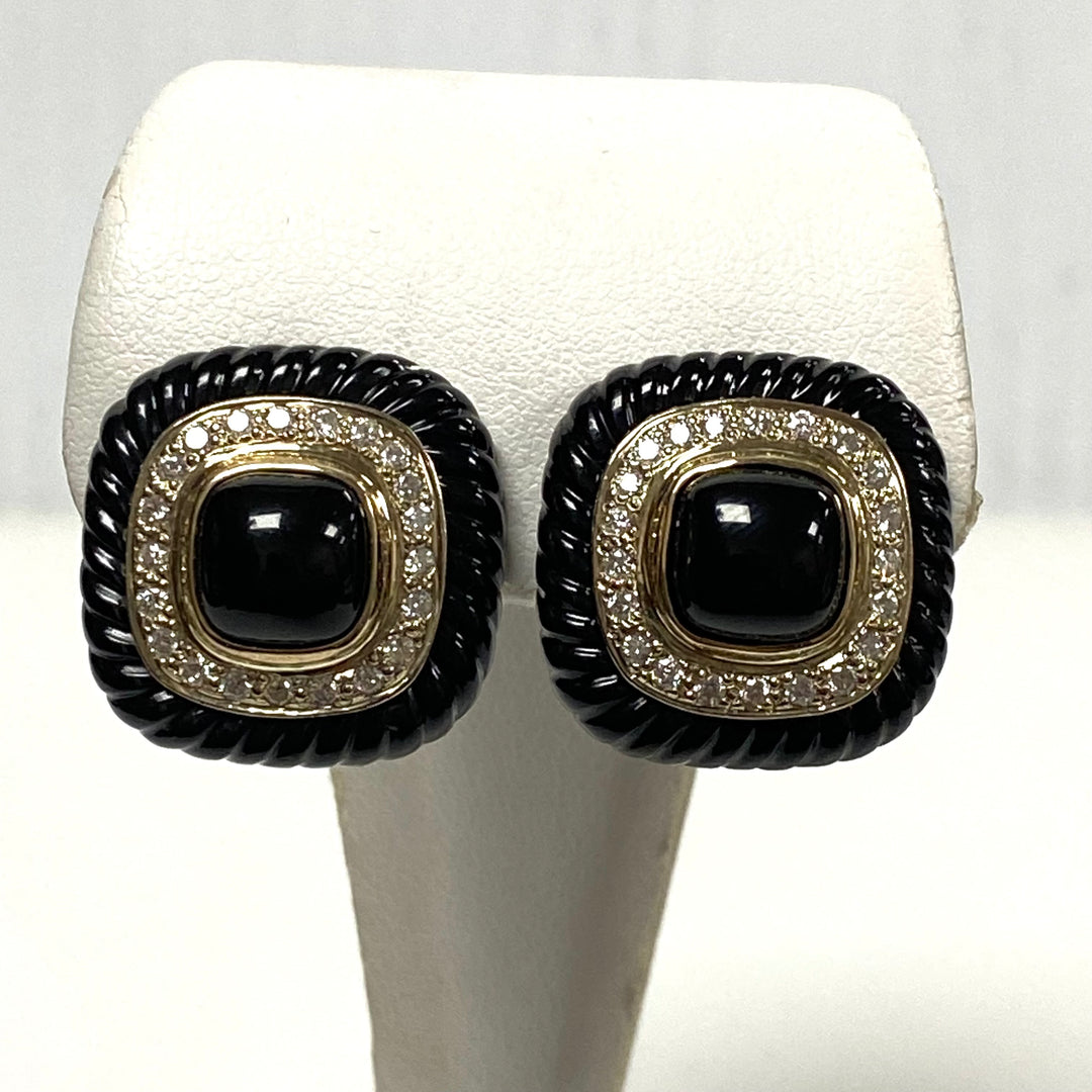 v593 Pair of 14K White Gold Black Onyx and 0.42cts Diamond Stud Pierced Earrings
