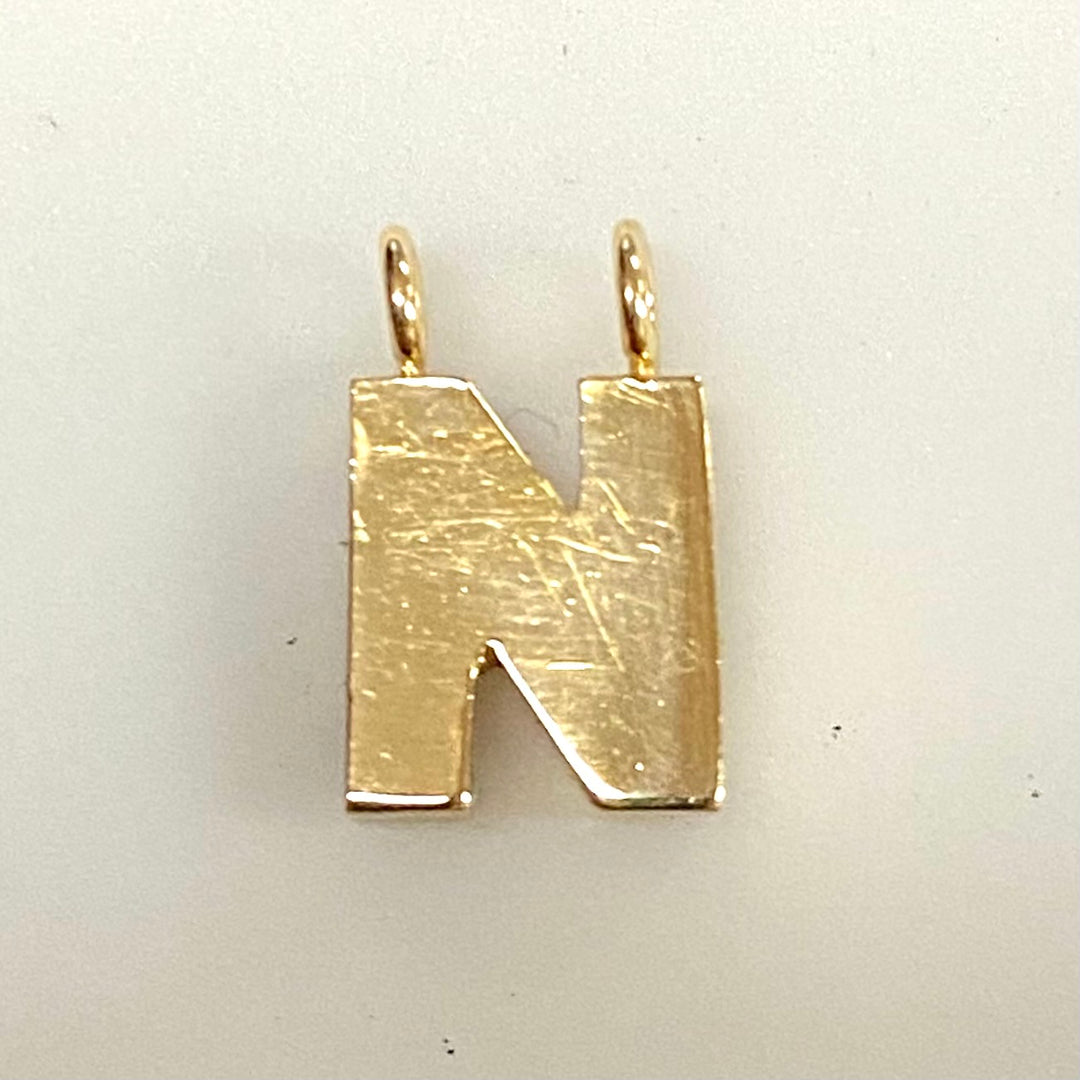 v608 Vintage 14k Yellow Gold Pendant Charm Jewelry Bracelet Making Part Letter N