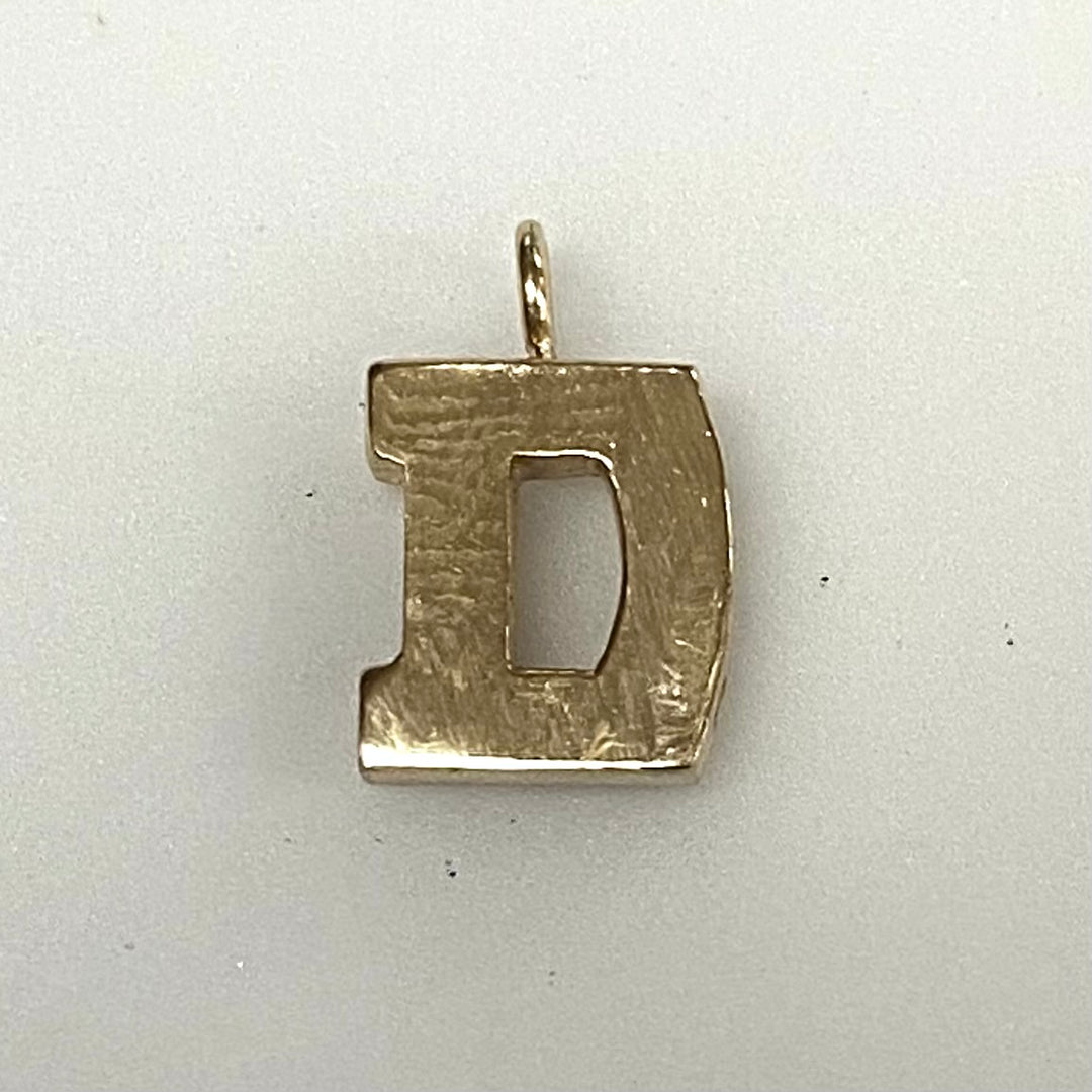 v609 Vintage 14k Yellow Gold Pendant Charm Jewelry Bracelet Making Part Letter D