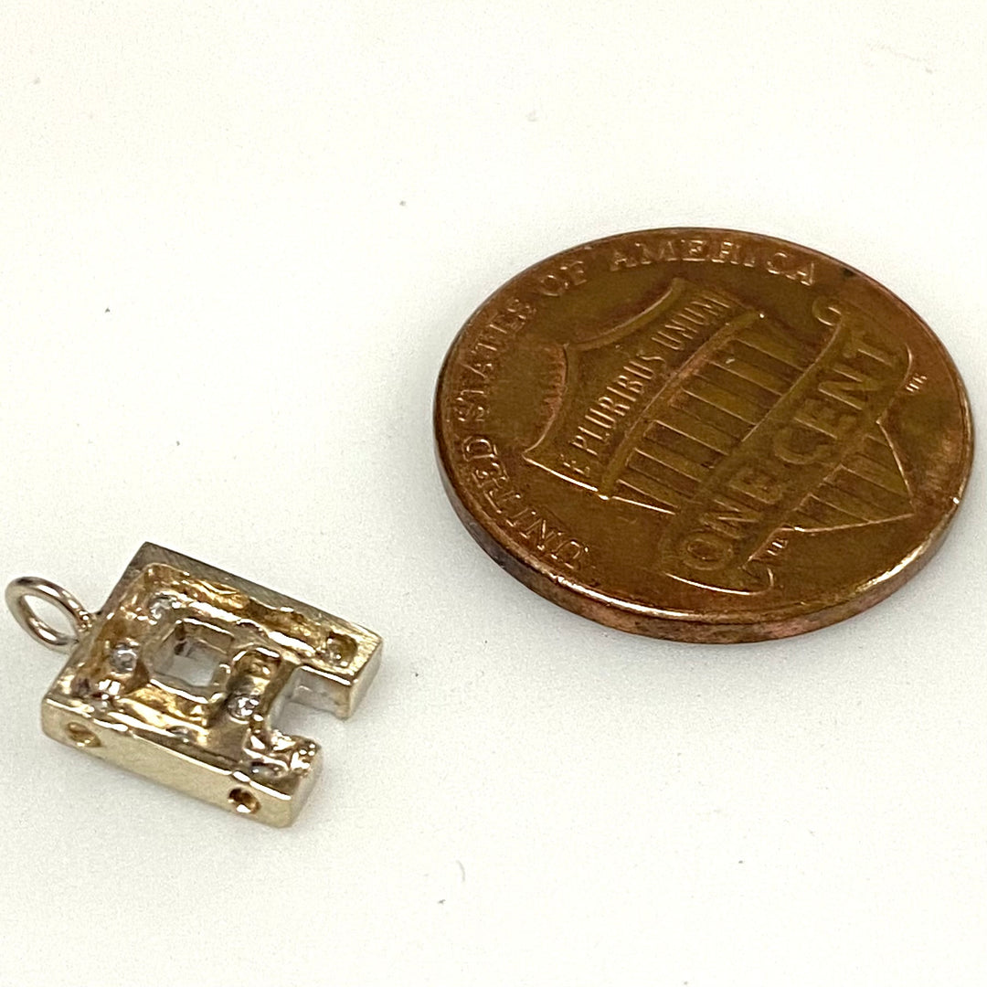 v614 Vintage 14k Yellow Gold Diamond Pendant Charm Jewelry Making Part Letter A