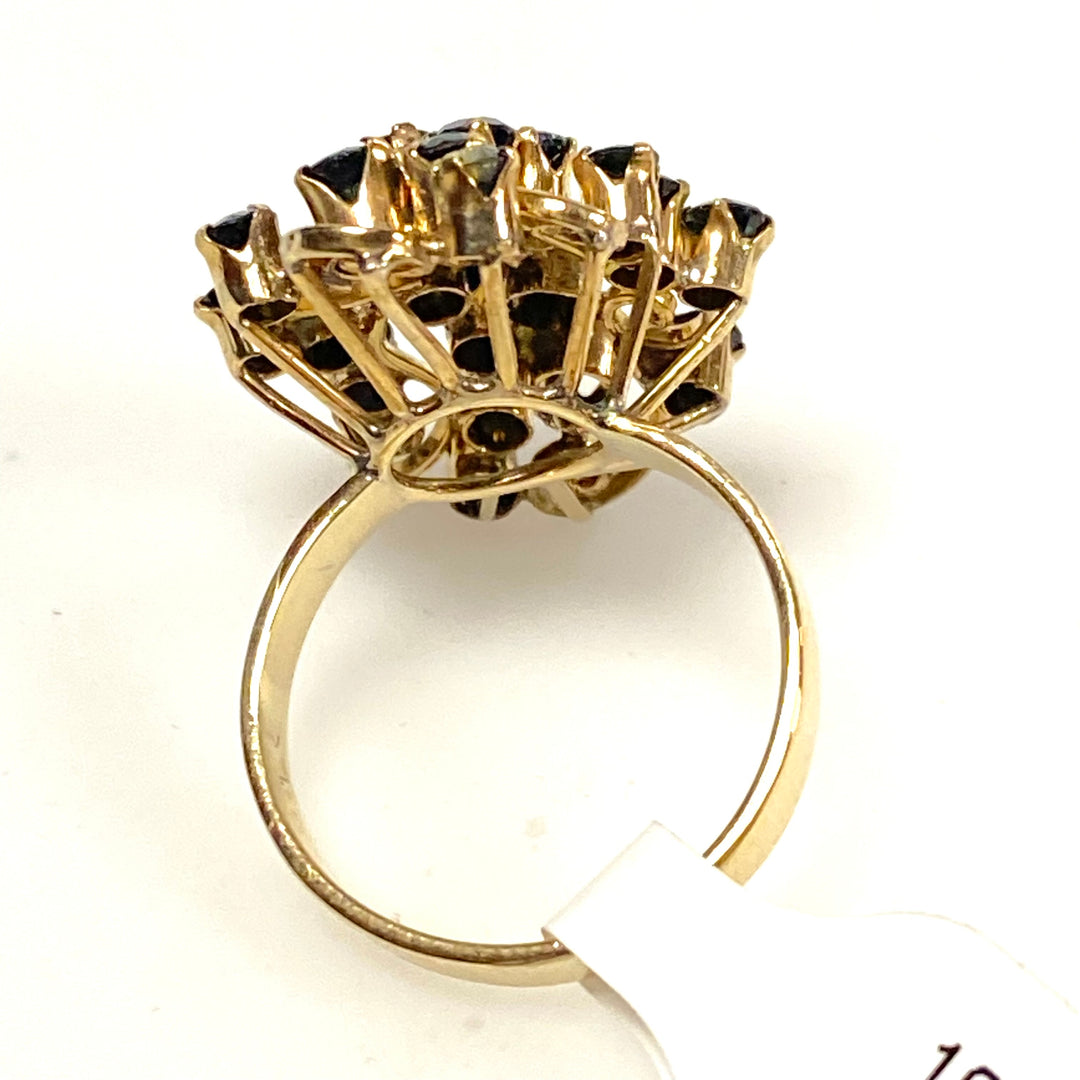 v629 Vintage 10k Yellow Gold Cluster Style Blue Sapphire Cocktail Ring Size 7.25
