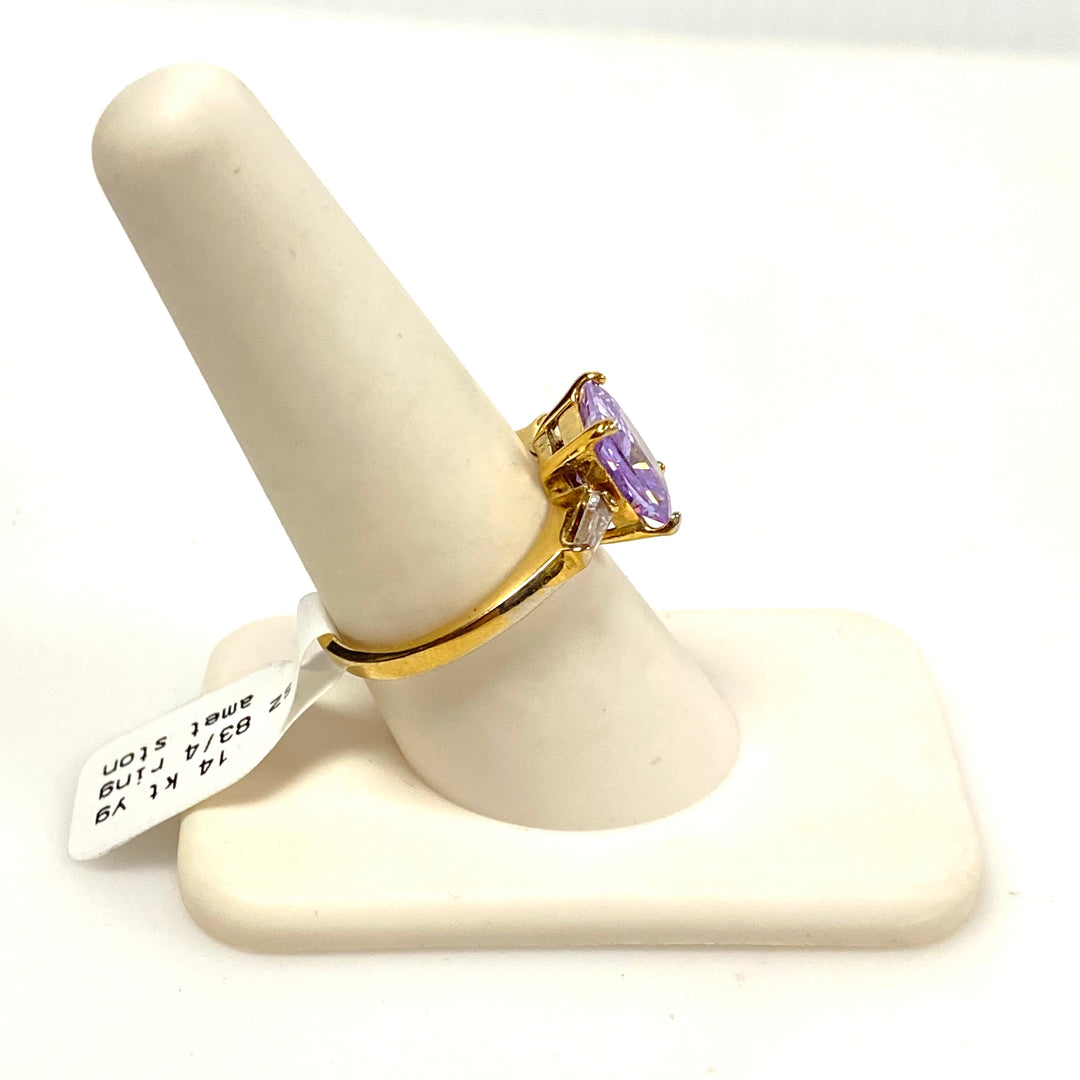 v631 Vintage 14k Yellow Gold Amethyst & White Stone Cocktail Ring Size 8.75
