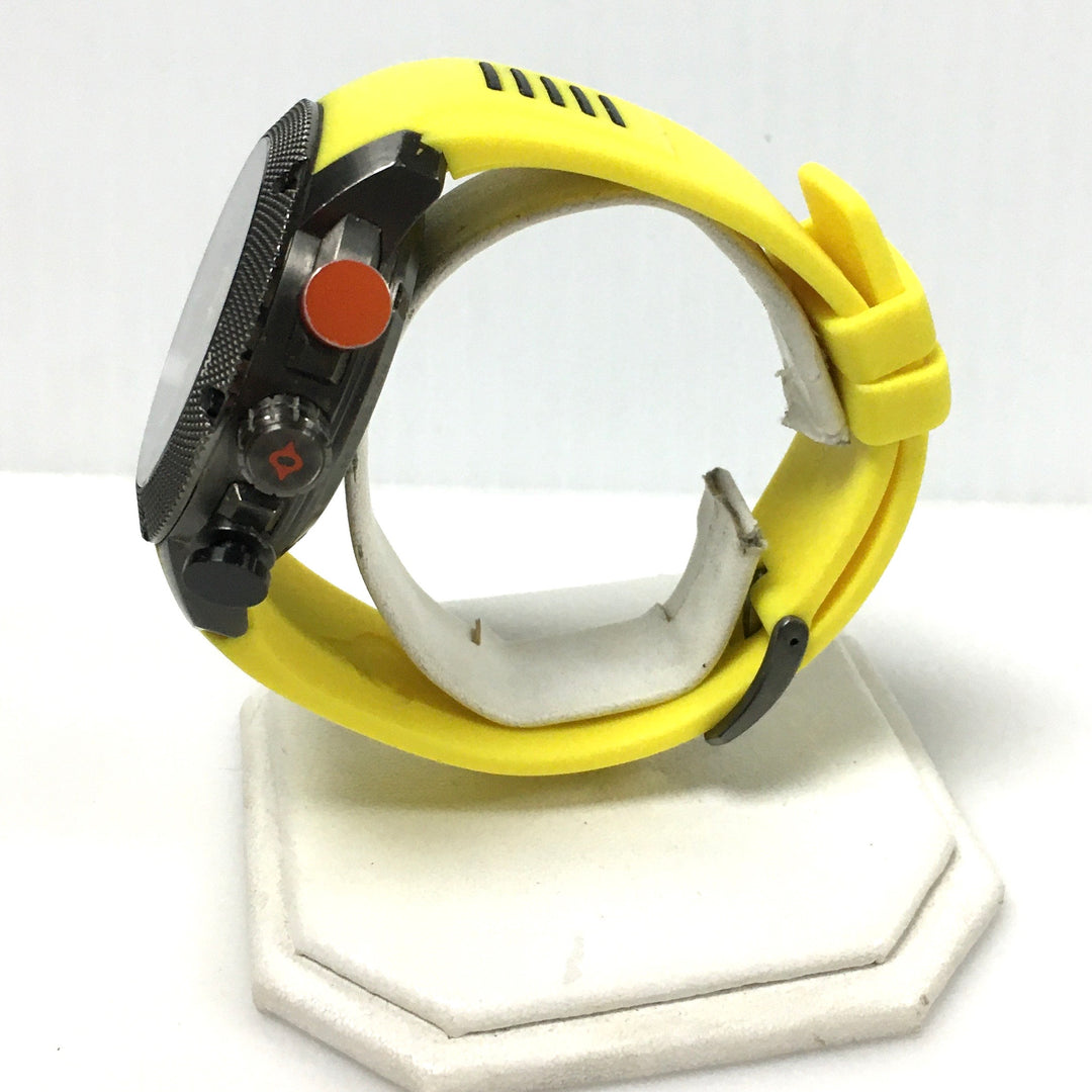 v643 LIV Genesis GX-AC Venom Yellow Automatic Chronograph Swiss Made Wrist Watch Extra Bands and a winder