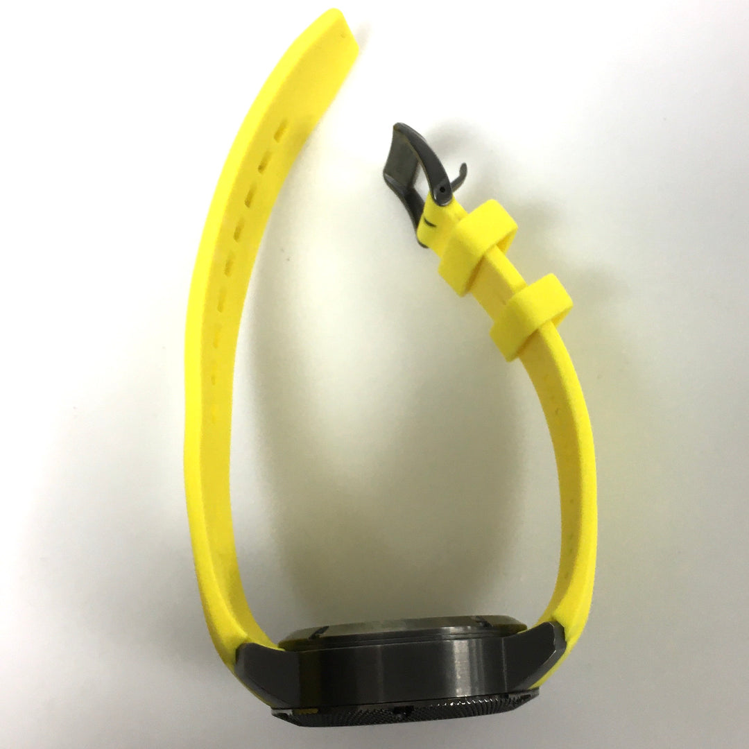 v643 LIV Genesis GX-AC Venom Yellow Automatic Chronograph Swiss Made Wrist Watch Extra Bands and a winder