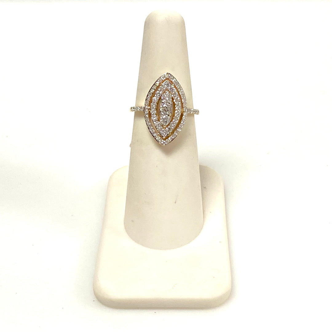 v661 Vintage 14k Yellow Gold Marquise-Shaped 1+cts Diamond Cluster Ring Size 5