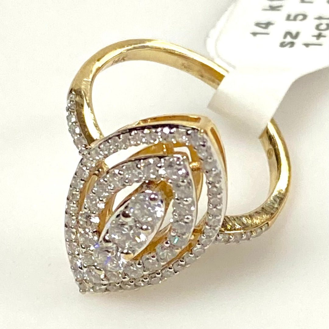 v661 Vintage 14k Yellow Gold Marquise-Shaped 1+cts Diamond Cluster Ring Size 5