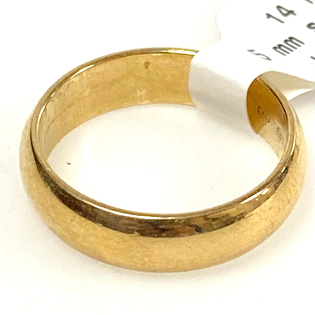 v665 Vintage 14k Yellow Gold 5mm Wide Wedding Band Size 6.25