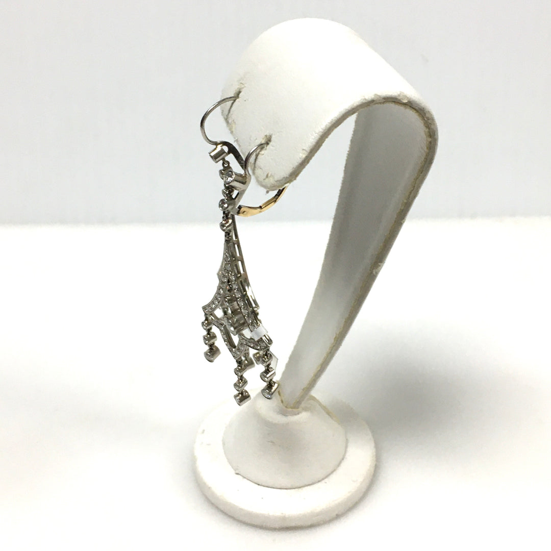 v670 Vintage  Art Deco Style Platinum and 2.5cts Diamond Chandelier Earrings