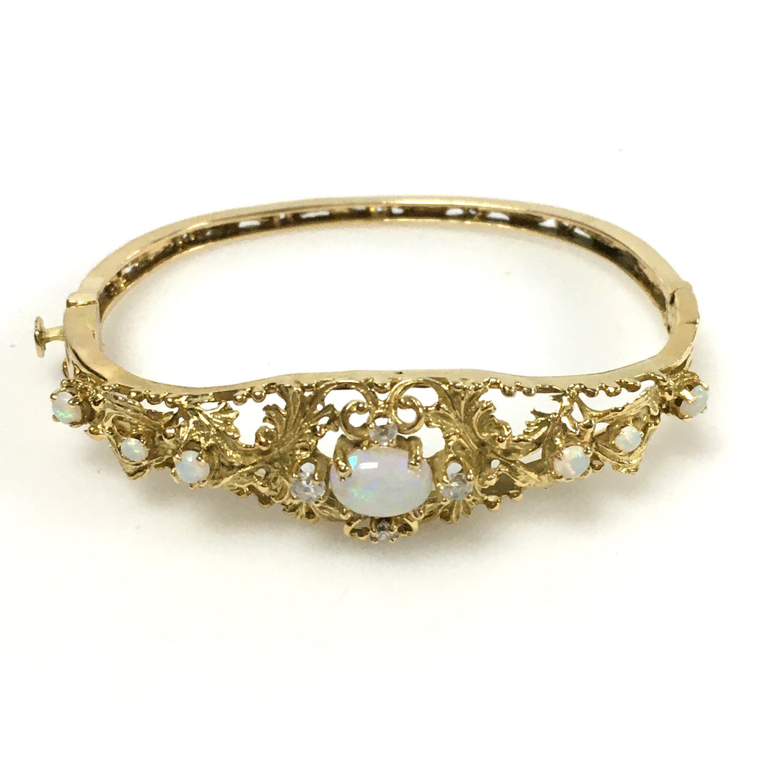 v677 Vintage 14k Yellow Gold Filigree Opal Diamond Hinged Bangle Bracelet 6.5"