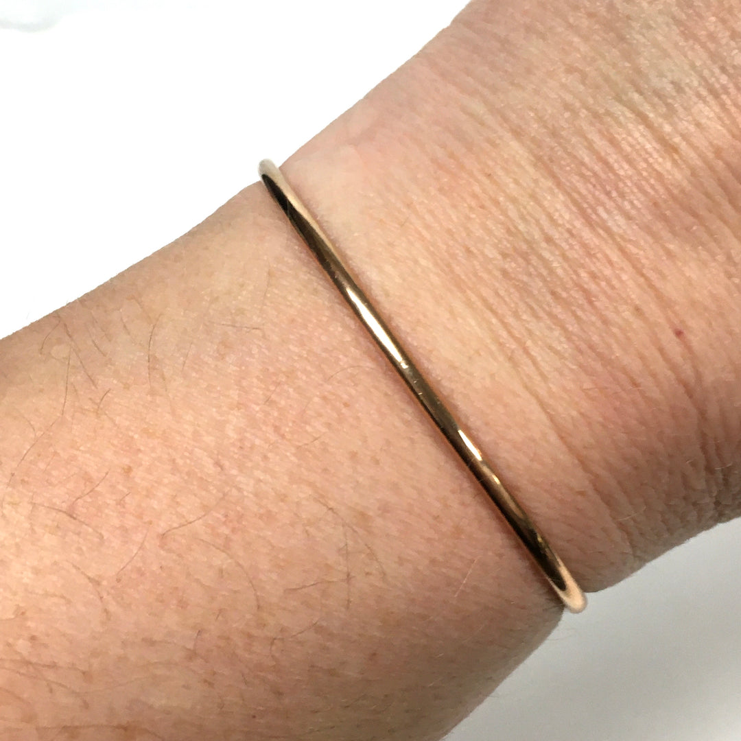 v678 Vintage 18k Yellow Gold Open Cuff Bangle Bracelet Diamond Heart & Letter U