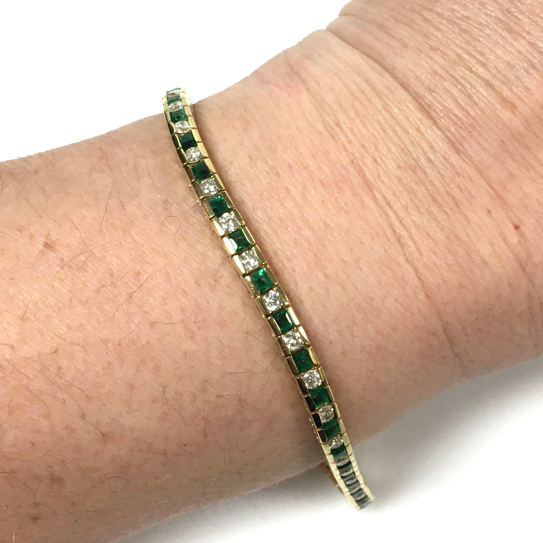 v680 Vintage 14k Yellow Gold Row-set Diamond Emerald Tennis Bracelet 7" Long