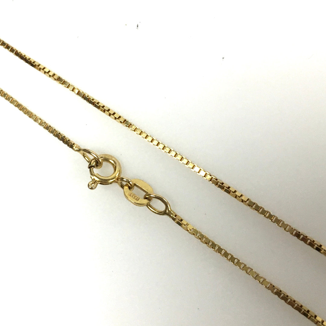 v687 Vintage 14K Yellow Gold #1 Mom Pendant Box Chain Necklace 16" Long Mother's Day