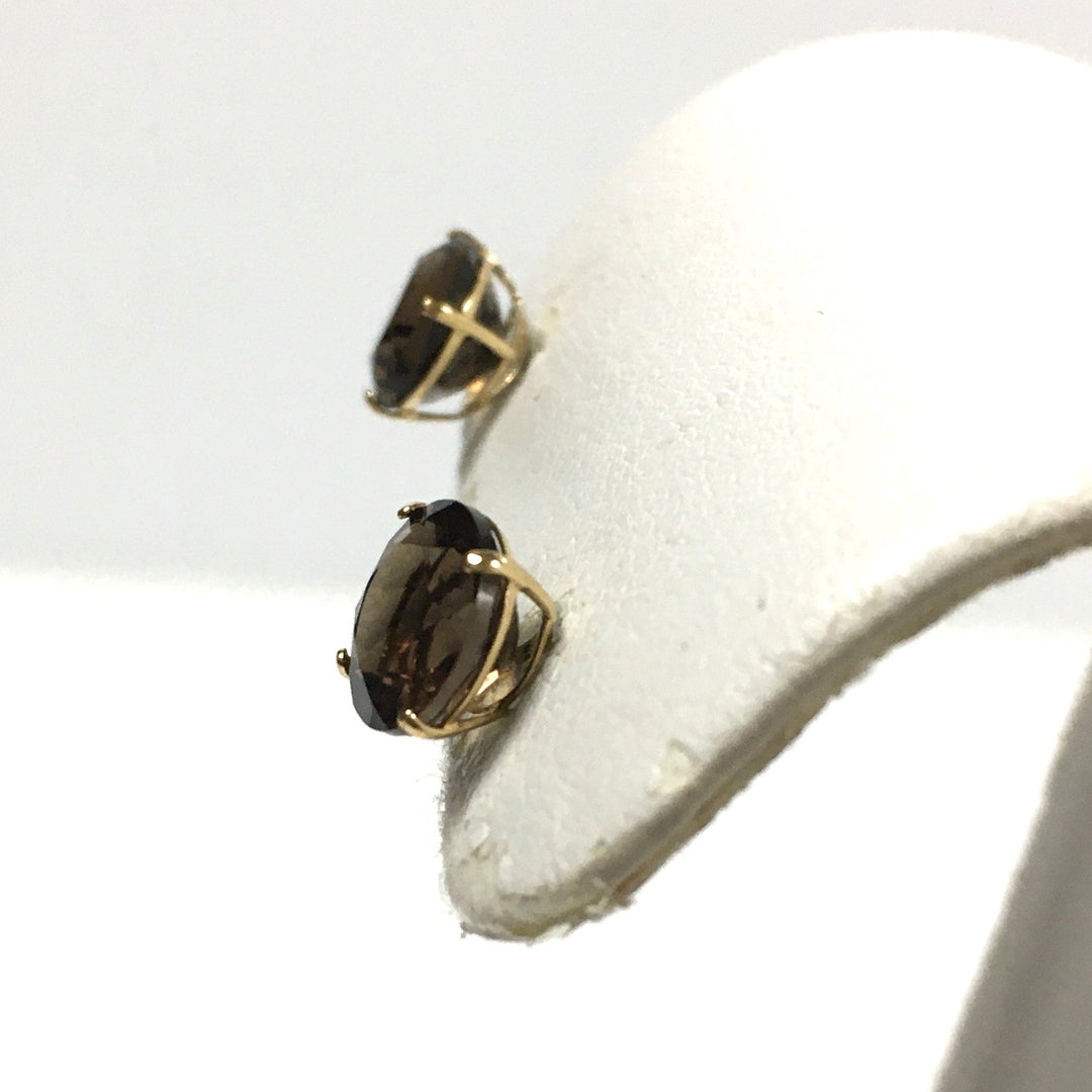 v690 Vintage 14k Yellow Gold 8mm Smoky Quartz Stud Pierced Earrings