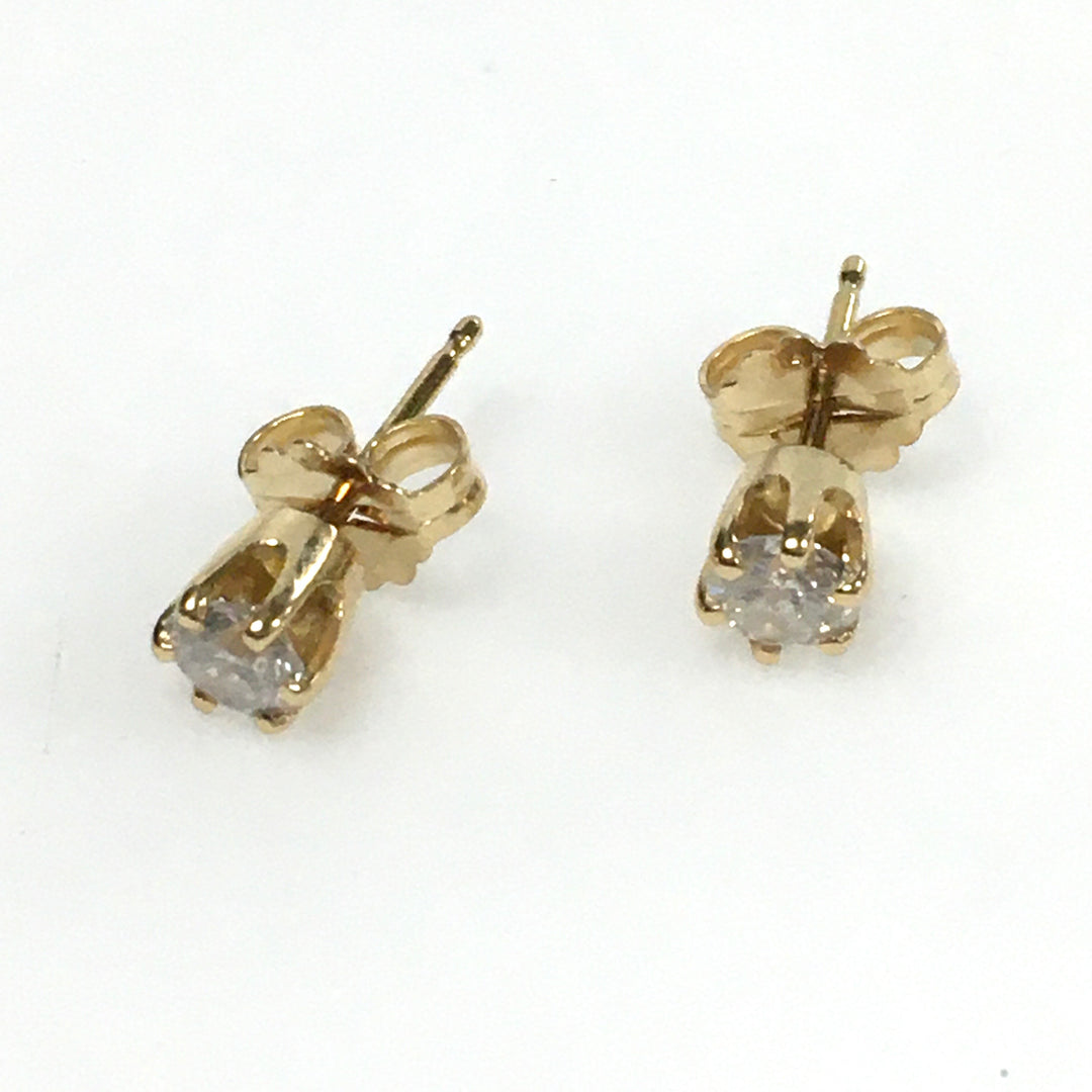 v692 Vintage 14k Yellow Gold 0.5cts Diamond Stud Pierced Earrings