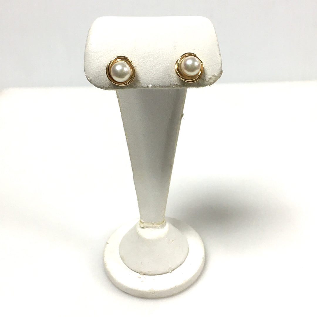 v694 Vintage 14k Yellow Gold Pearl Stud Pierced Earrings with Twisted Halo Design