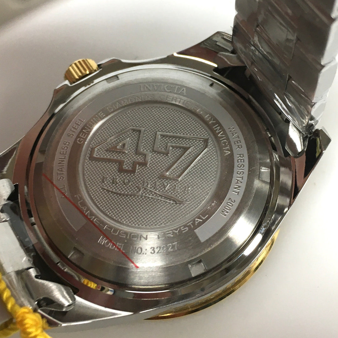 v705 Invicta Pro Diver model 32927 Mother-of-Pearl Dial Quartz Men's Wrist Watch