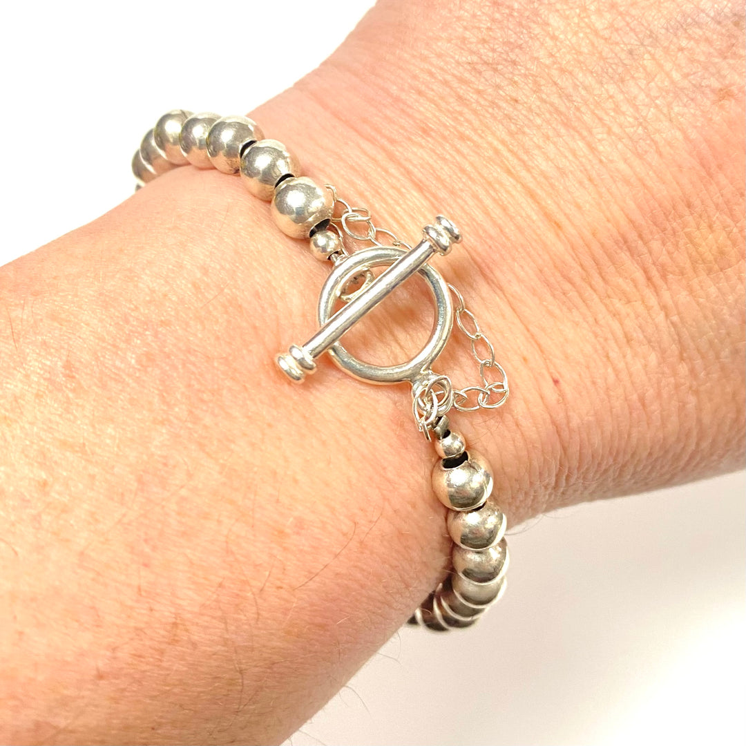 v747 Vintage Sterling Silver Beaded Toggle Clasp Bracelet 7" Long