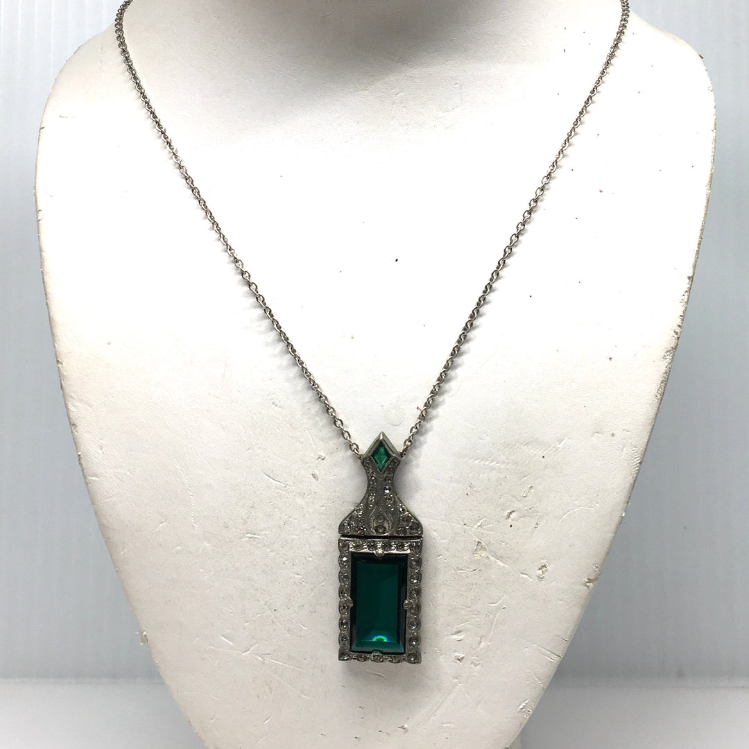 v749 Vintage Art Deco Style Rectangular Green and White Crystal Pendant Necklace