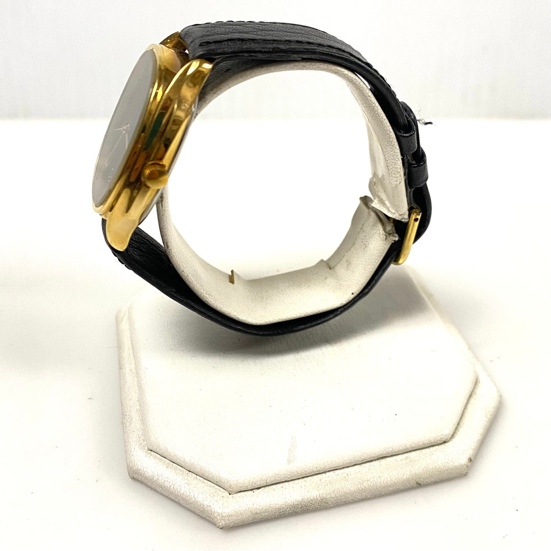 v770 vintage Pierre Cardin Swiss Quartz Chromachron Gold Tone Men's Wrist Watch