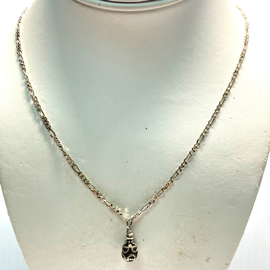 v799 Vintage Sterling Silver Openwork Orb Pendant Sterling Link Chain Necklace
