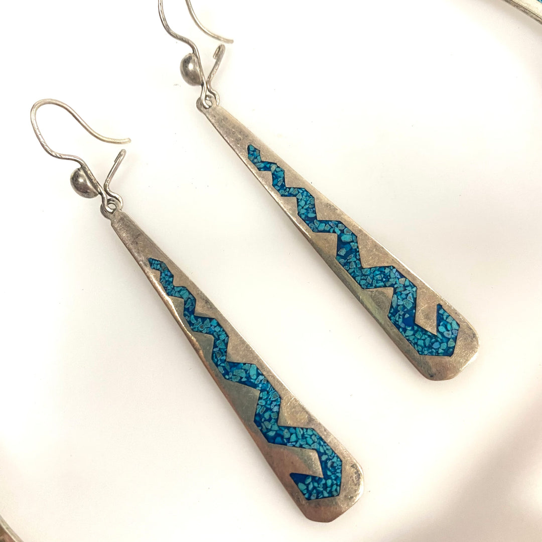 v814 Vintage Mexican Taxco-style Necklace Earring Set Sterling Silver Crushed Turquoise Inlay