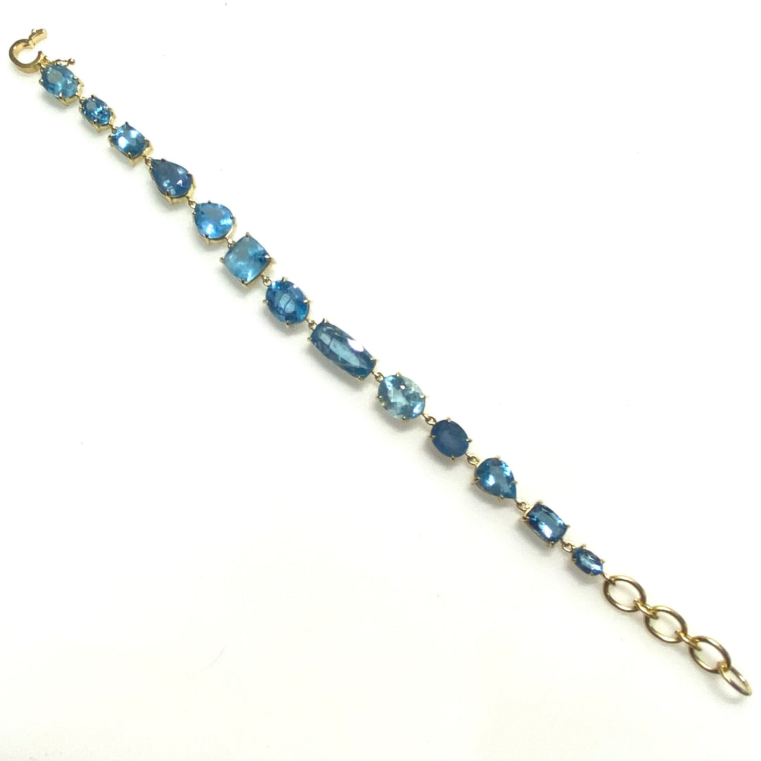 v823 Vintage 18k Yellow Gold Blue Topaz Bracelet Variety of Stone Cuts 8" Long