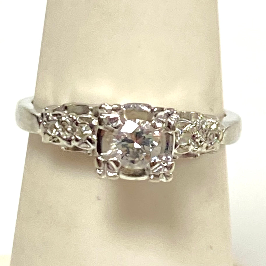 v840 Vintage 14K White Gold Art Deco Style Engagement ring Diamond Size 5.5