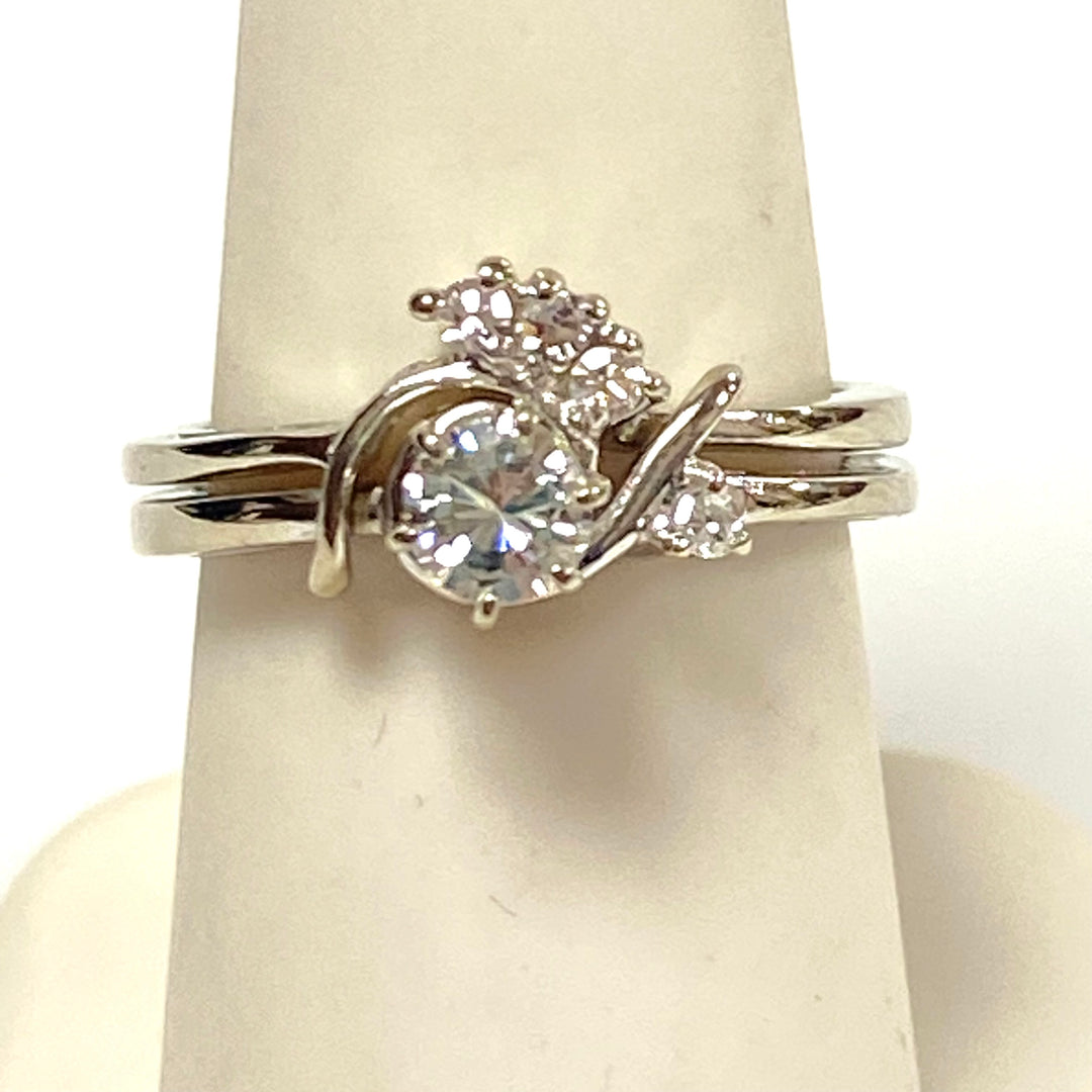 v841 Vintage 14K White Gold Bypass Design Engagement ring Diamond Size 7