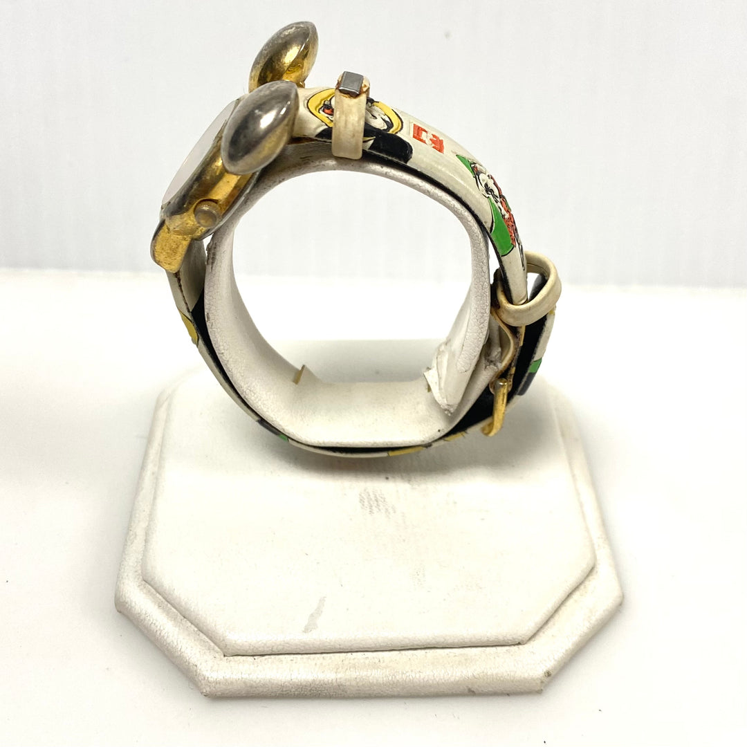 v844 Vintage 3D Gold-toned "Mickey ears" and a Patterned Band Wrist Watch