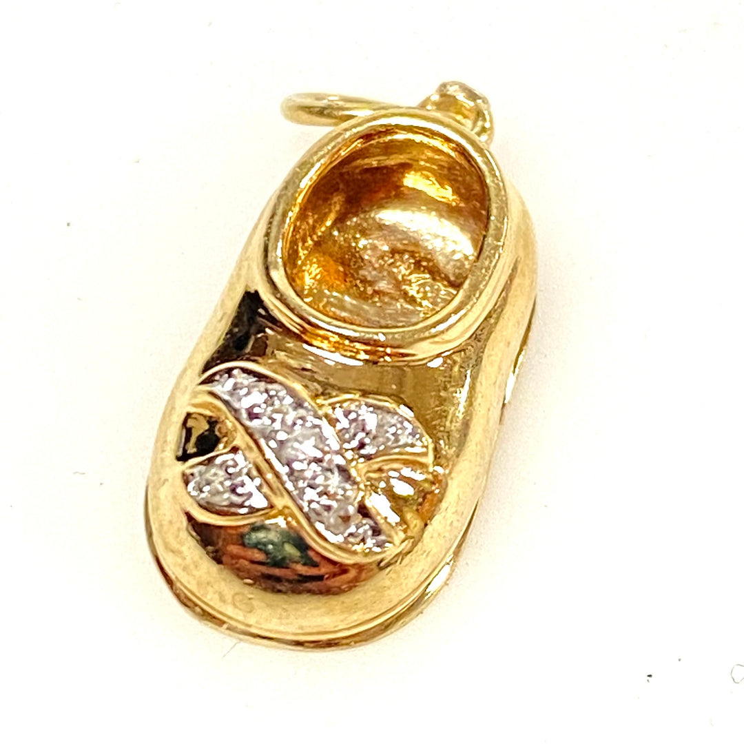 v849 Vintage 14k Gold Baby Shoe Diamond-set Design on Front Toe Charm Pendant