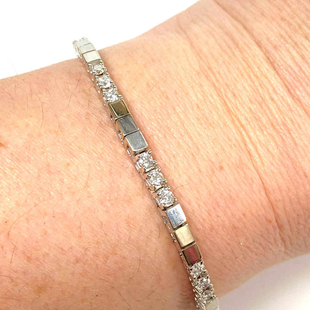 v879 Vintage 14k White Gold Diamond Tennis Bracelet Square Station Mountings