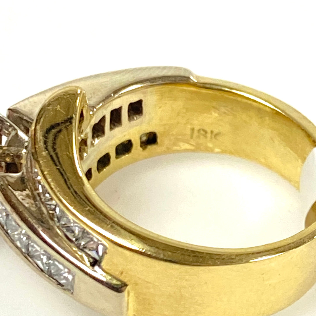 v881 Vintage 18K Yellow Gold Ring Featuring Emerald-cut Pink Gemstone Size 7.25