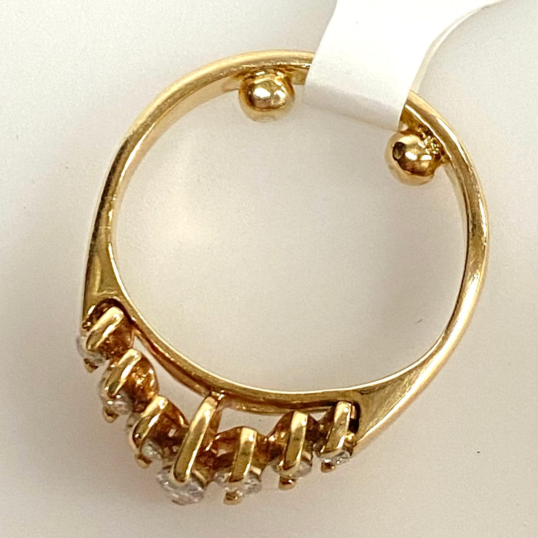 v885 Vintage 14K Yellow Gold Graduated Row of Diamonds Cluster Ring Size 3